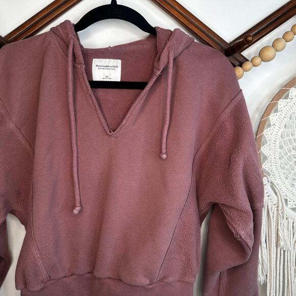 Abercrombie & Fitch Soft Collection Maeve Crop Hoodie - Picture 3 of 4